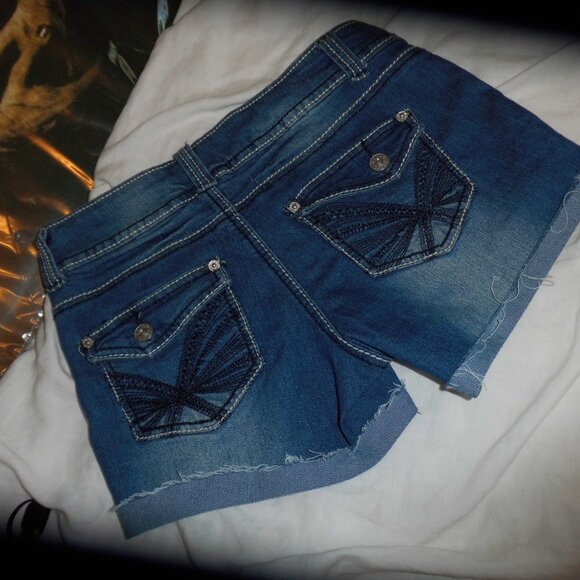 BONGO DENIM SHORTS FOR WOMEN - Picture 4 of 7